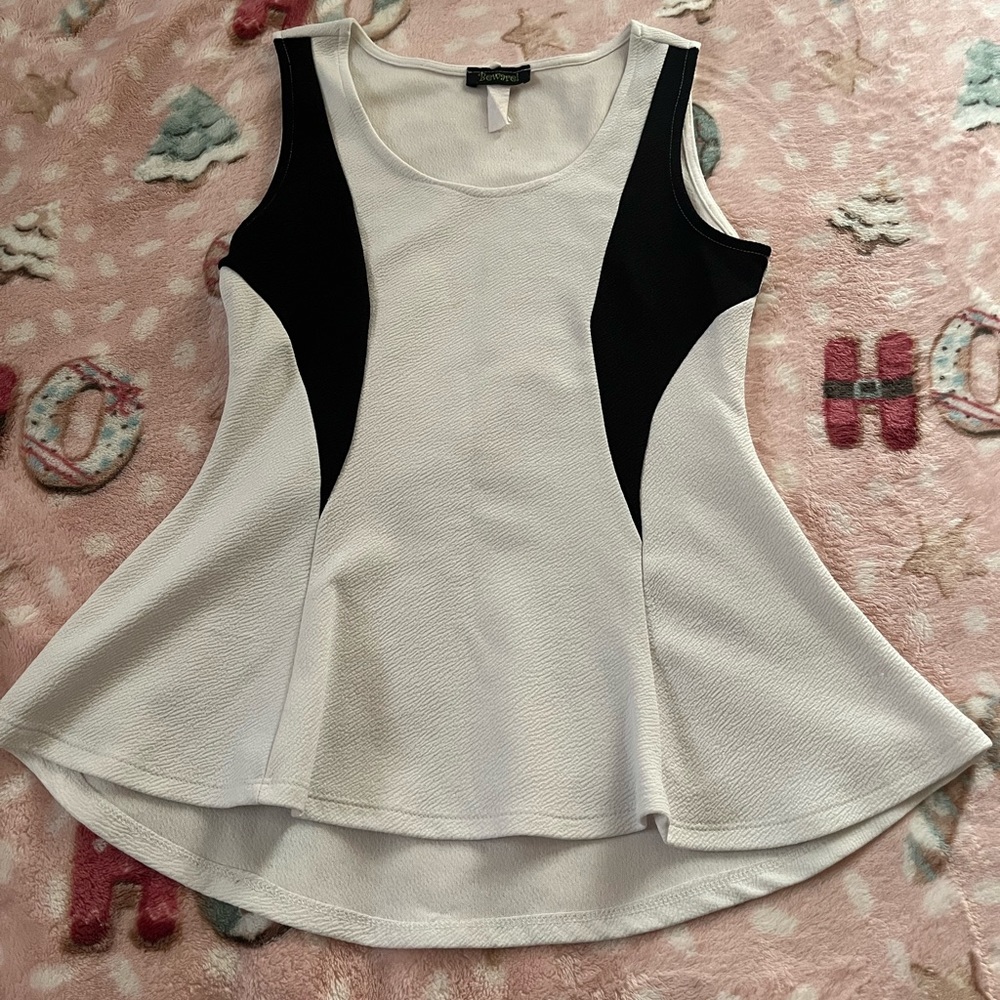 Black and white contrast peplum top